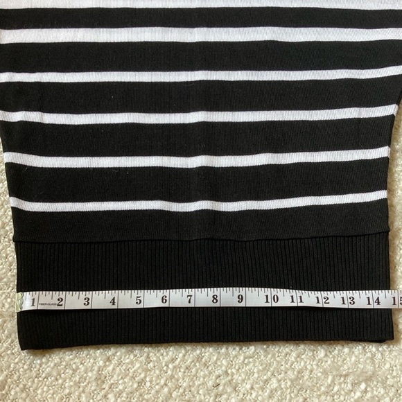 💘NWOT AB STUDIO WOMENS SIZE SMALL BLACK & WHITE STRIPED DOLMAN SWEATER - Picture 7 of 14